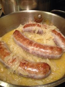 sausages in smothered onions sauce